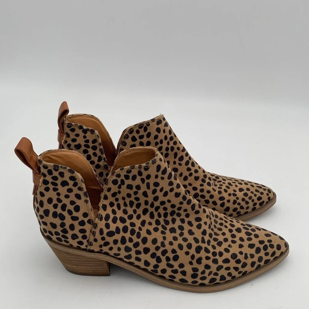 Nine West Tan and Black Ankle Booties women 7.5 Casual festival retro office Y2K